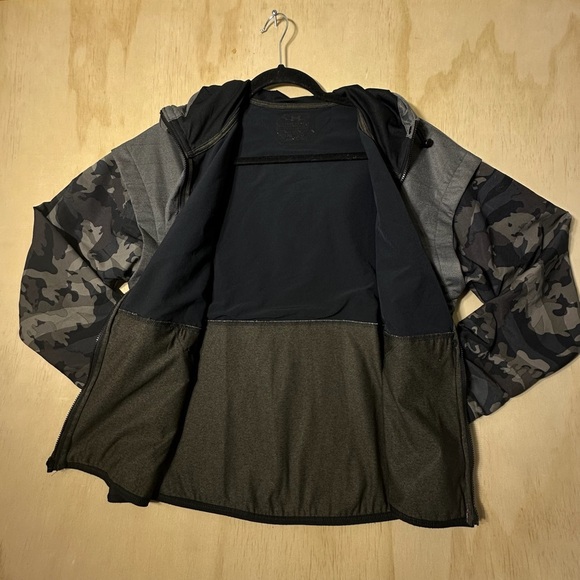 Under Armour Unstoppable Gore Windstopper Jacket Camo Medium - Picture 7 of 16